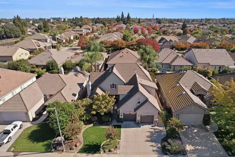 View/Area - 1202 Millsbridge Pl, Lodi, CA 95242 photo 1 of 11