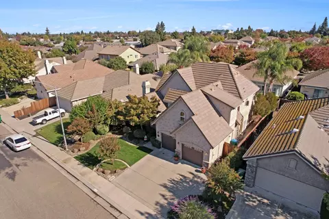 View/Area - 1202 Millsbridge Pl, Lodi, CA 95242 photo 2 of 11