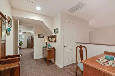 Entry Way - 1202 Millsbridge Pl, Lodi, CA 95242 photo 3 of 4