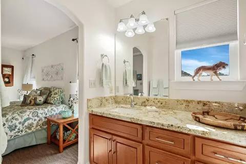 Bath - 1202 Millsbridge Pl, Lodi, CA 95242 photo 5 of 6