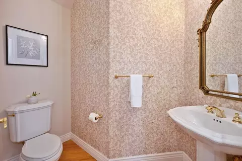 Bath - 4537 Mountaingate Dr, Rocklin, CA 95765 photo 1 of 9