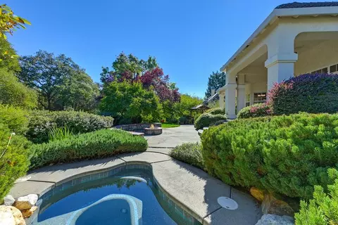 Exterior - 4537 Mountaingate Dr, Rocklin, CA 95765 photo 10 of 14