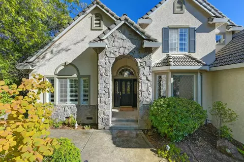 Exterior - 4537 Mountaingate Dr, Rocklin, CA 95765 photo 4 of 14