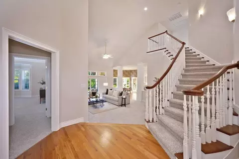 Entry Way - 4537 Mountaingate Dr, Rocklin, CA 95765 photo 3 of 4