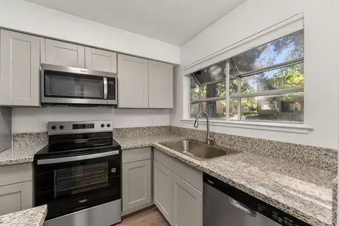 5624 Hamilton St #87, Sacramento, CA 95842