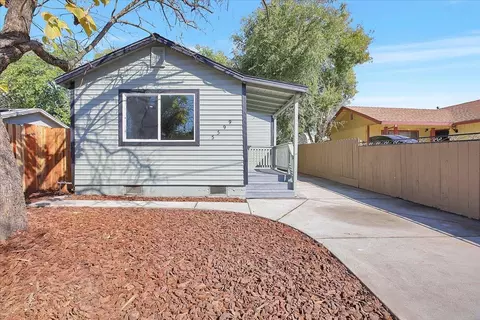 5599 Arboga Rd, Olivehurst, CA 95961 photo 5