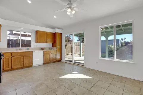Kitchen - 4137 Deaton Dr, Olivehurst, CA 95961 photo 1 of 5