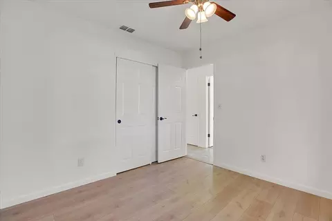 Bedroom - 4137 Deaton Dr, Olivehurst, CA 95961 photo 2 of 4