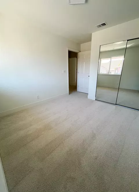Bedroom - 8404 Giverny Cir, Antelope, CA 95843 photo 3 of 6