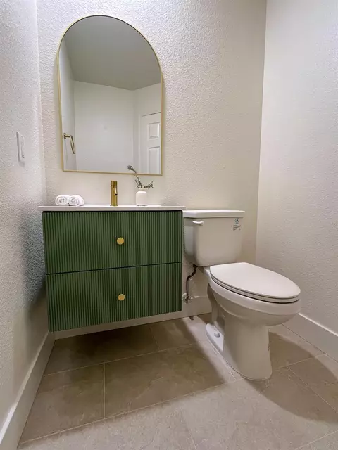 Bath - 8404 Giverny Cir, Antelope, CA 95843 photo 5 of 5