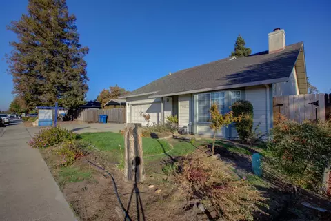 825 Berea Dr, Turlock, CA 95382 photo 4