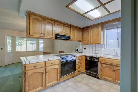 825 Berea Dr, Turlock, CA 95382 photo 7