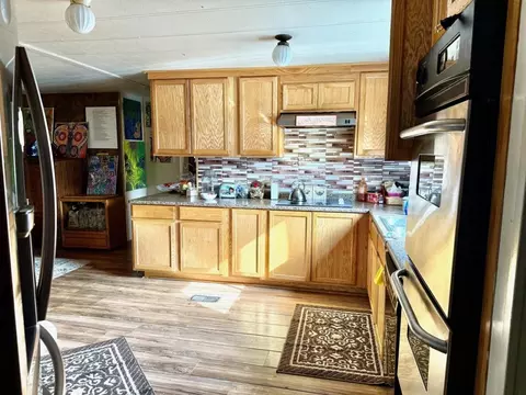 Kitchen - 515 E Main St #19, Rogue River, OR 97537 photo 3 of 3