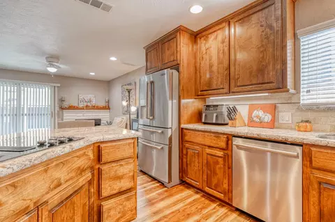 Kitchen - 1512 Kruger Dr, Modesto, CA 95355 photo 3 of 5