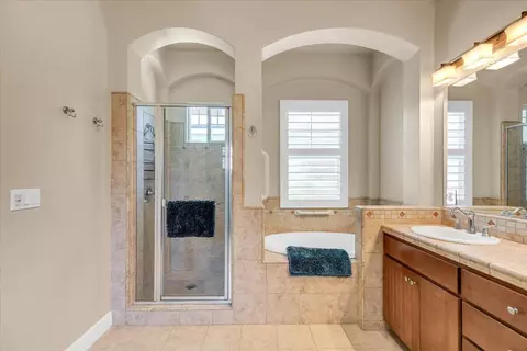 Bath - 135 Glen View Ct, Copperopolis, CA 95228 photo 5 of 7