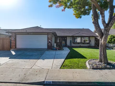 604 Kinshire Way, Patterson, CA 95363 photo 1