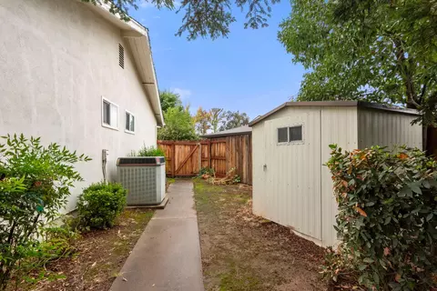 5425 Kirkland Way, Carmichael, CA 95608 photo 41