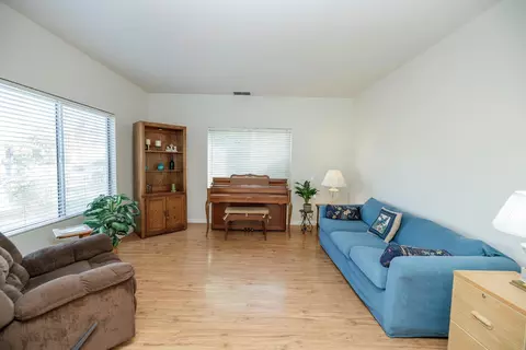 Living - 2516 Maestro Way, Modesto, CA 95355 photo 1 of 9