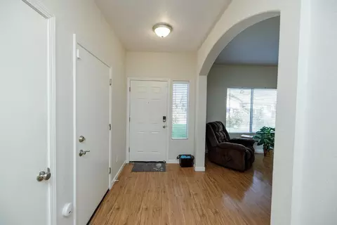Entry Way - 2516 Maestro Way, Modesto, CA 95355 photo 2 of 5