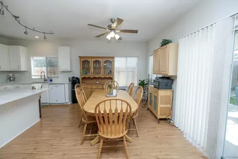 Dining - 2516 Maestro Way, Modesto, CA 95355 photo 2 of 3