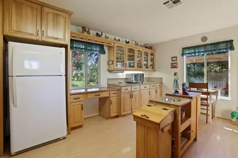 5860 E Jahant Rd, Galt, CA 95632 photo 5