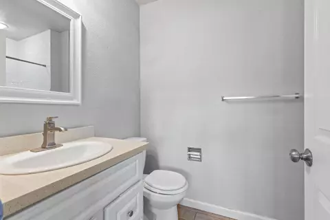 2525 Orwell Ct, Modesto, CA 95354 photo 22