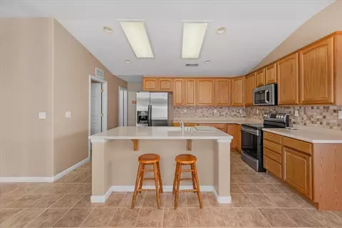 1947 Hampton, Hanford, CA 93230 photo 19