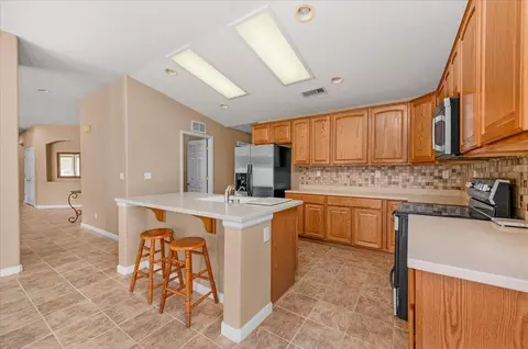 1947 Hampton, Hanford, CA 93230 photo 21