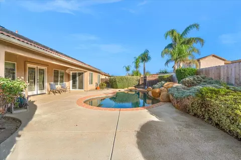 1947 Hampton, Hanford, CA 93230 photo 53
