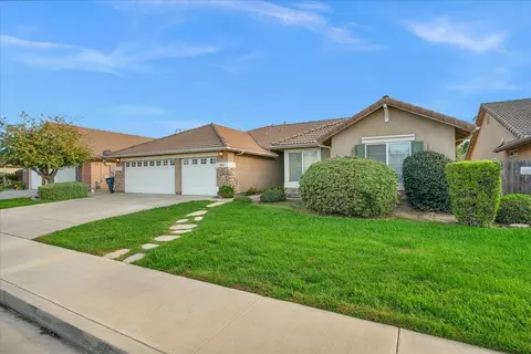 1947 Hampton, Hanford, CA 93230 photo 60