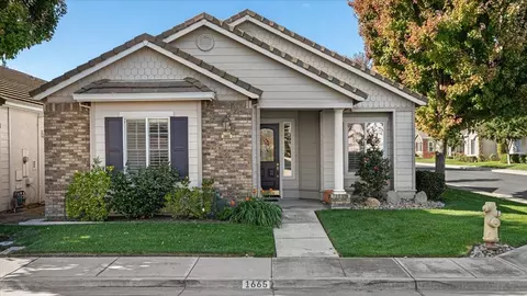 1665 Windy Cove Ln, Ripon, CA 95366 photo 1