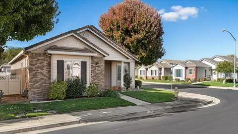 1665 Windy Cove Ln, Ripon, CA 95366 photo 2