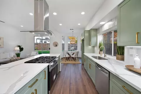 Kitchen - 100 Donegan Ct, Folsom, CA 95630 photo 7 of 7