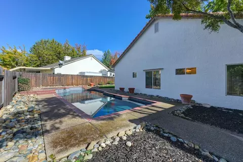 Exterior - 100 Donegan Ct, Folsom, CA 95630 photo 17 of 23