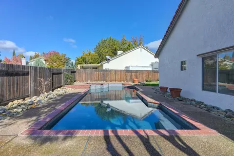 Exterior - 100 Donegan Ct, Folsom, CA 95630 photo 18 of 23
