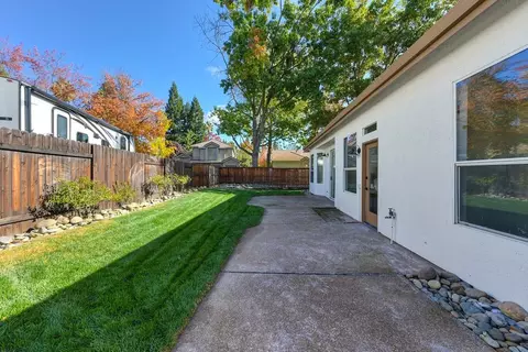 Exterior - 100 Donegan Ct, Folsom, CA 95630 photo 13 of 23