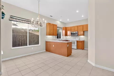 Kitchen - 3409 Sugar Oak Ct, Modesto, CA 95355 photo 1 of 3