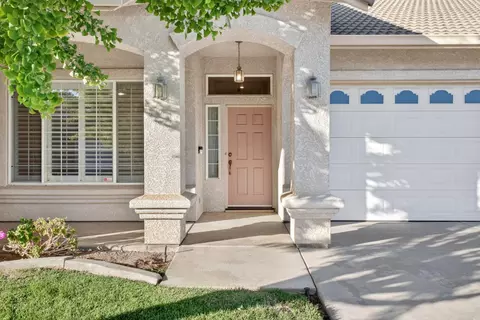 Exterior - 3409 Sugar Oak Ct, Modesto, CA 95355 photo 3 of 8