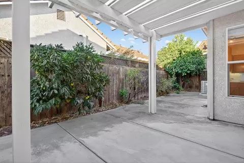 Exterior - 3409 Sugar Oak Ct, Modesto, CA 95355 photo 5 of 8