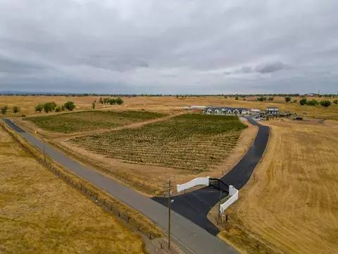 13850 Meiss Rd, Sloughhouse, CA 95683