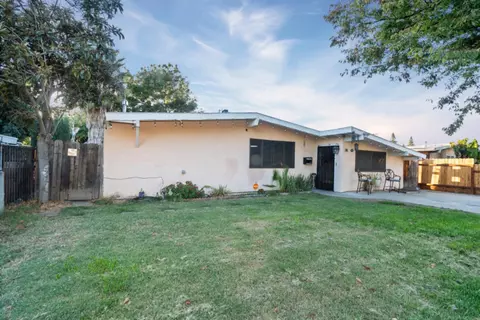 617 E Placid Ln, Modesto, CA 95351 photo 1
