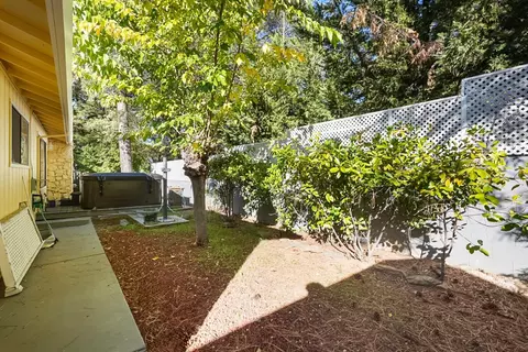 Exterior - 21083 Crystal Falls Dr, Sonora, CA 95370 photo 2 of 3