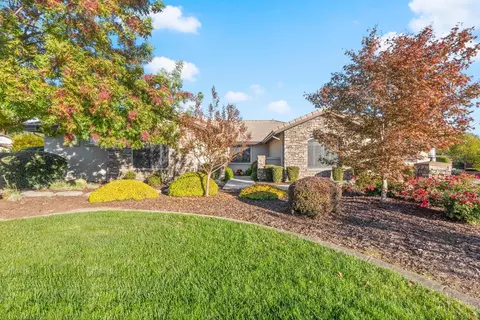 9561 Martella Ln, Roseville, CA 95661