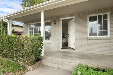 1636 S School St, Lodi, CA 95240 photo 2