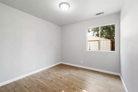 Bedroom - 576 Moray Way, Patterson, CA 95363 photo 3 of 5