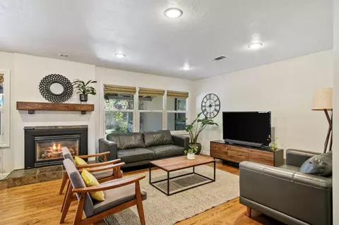 Living - 1214 Purdue Ave, Modesto, CA 95350 photo 1 of 2