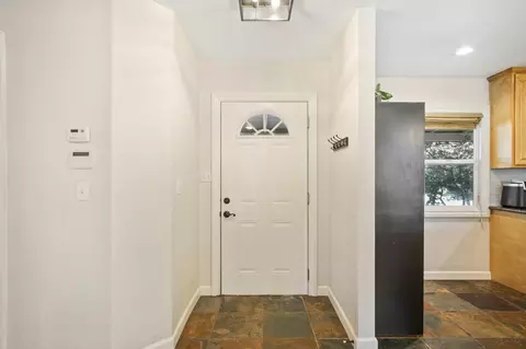 Entry Way - 1214 Purdue Ave, Modesto, CA 95350 photo 2 of 2