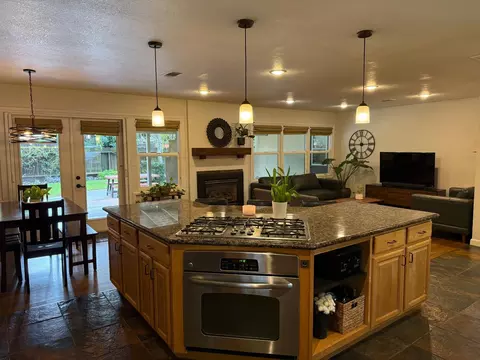 Kitchen - 1214 Purdue Ave, Modesto, CA 95350 photo 5 of 5