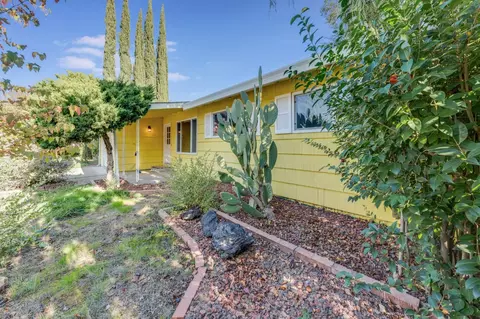 5052 Martin Way, Carmichael, CA 95608 photo 2