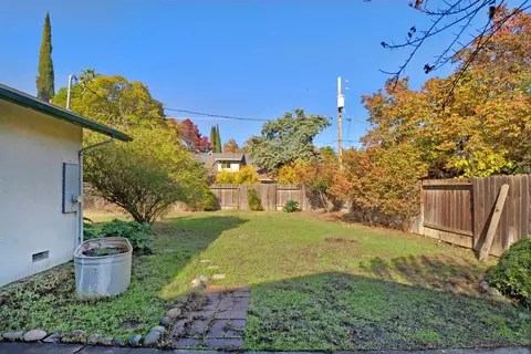 Exterior - 2507 Lafayette Dr, Davis, CA 95618 photo 4 of 12